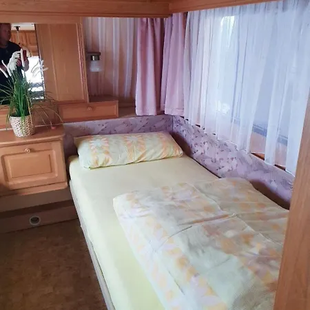 Holiday home Gepflegter-Schoener-Wohnwagen-350-M-Vom-Meer-Kompl-Eingerichtet